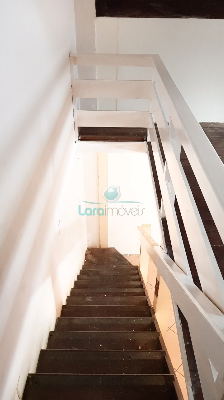 Casa à venda com 2 quartos, 1 banheiro e 70m² no Centro, Macaé (RJ) — foto 13 de 15
