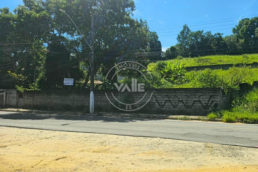 Área Comercial/Residencial com 840 m2 em Guarapari-ES
