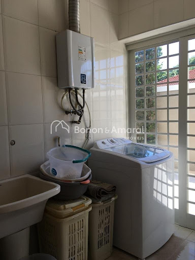 Casa, 4 quartos, 330 m² - Foto 10