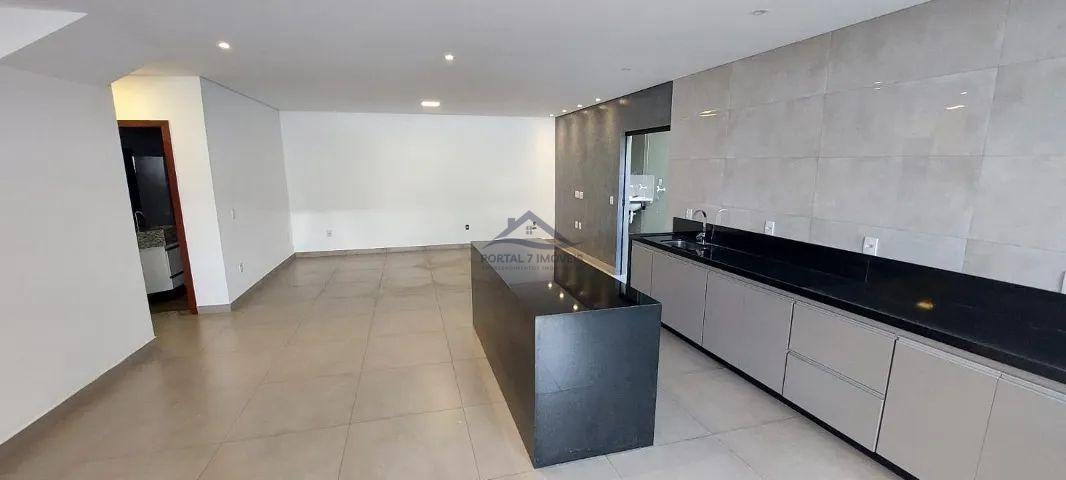 Casa à venda com 3 quartos, 1 suíte, 2 vagas e 180m² no Jardim Arizona, Sete Lagoas (MG) — foto 2 de 17