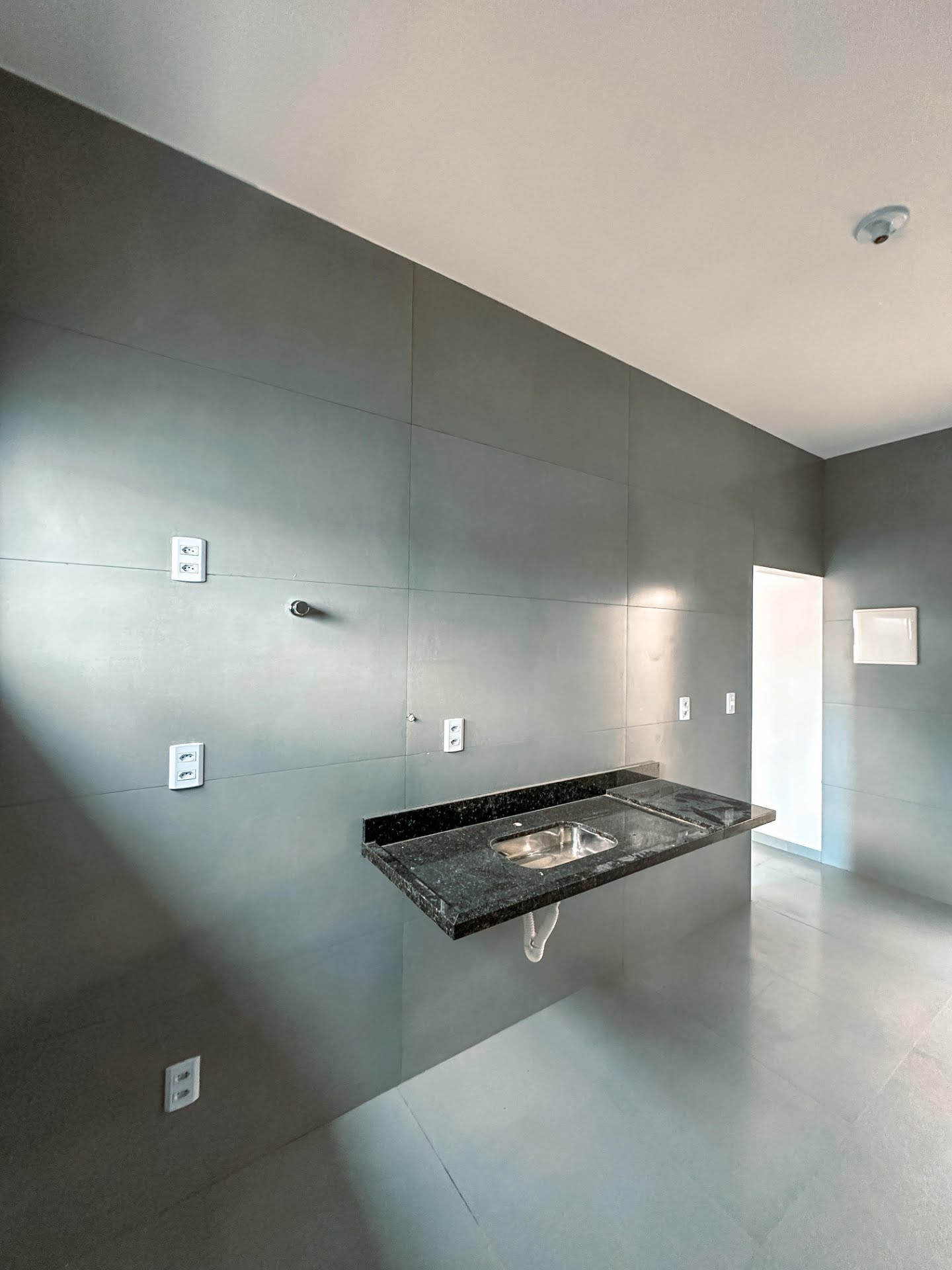 Casa à venda com 3 quartos, 1 suíte, 2 vagas e 85m² no Mangabeira, Feira de Santana (BA) — foto 9 de 16