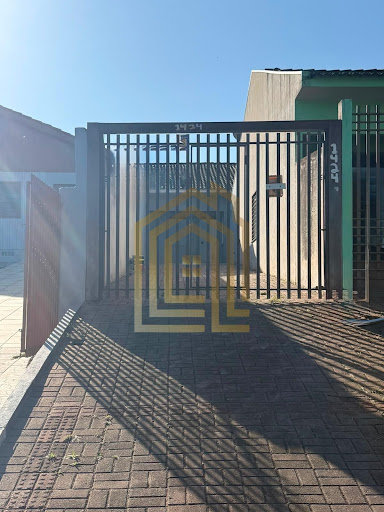 Casa à venda no bairro Santa Felicidade, Cascavel | 2 dorms, 60m²