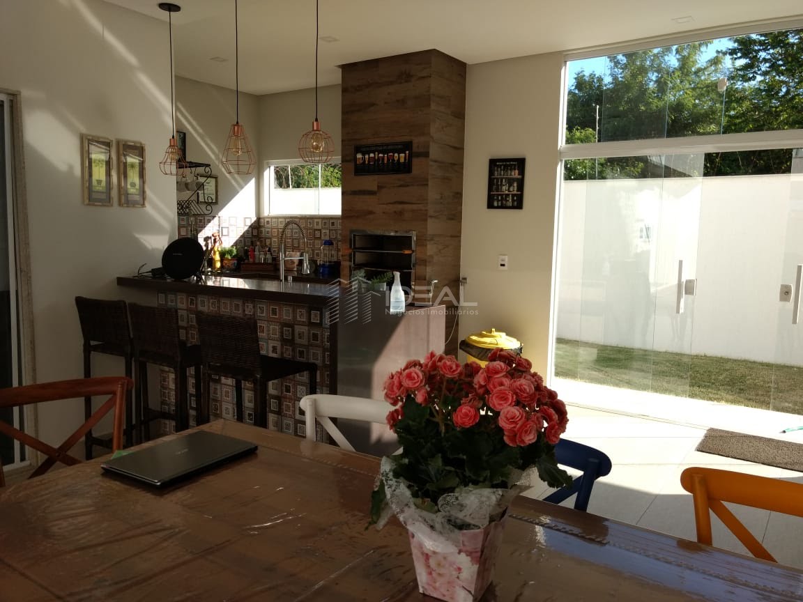 Casa à venda com 4 quartos, 3 suítes, 3 vagas e 415m² no Parque California, Campos dos Goytacazes (RJ) — foto 9 de 13