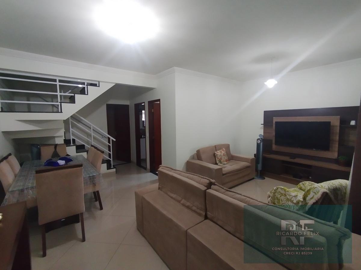 Casa à venda com 3 quartos, 2 suítes, 2 vagas e 150m² no Jardim Mariléa, Rio das Ostras (RJ) — foto 5 de 28