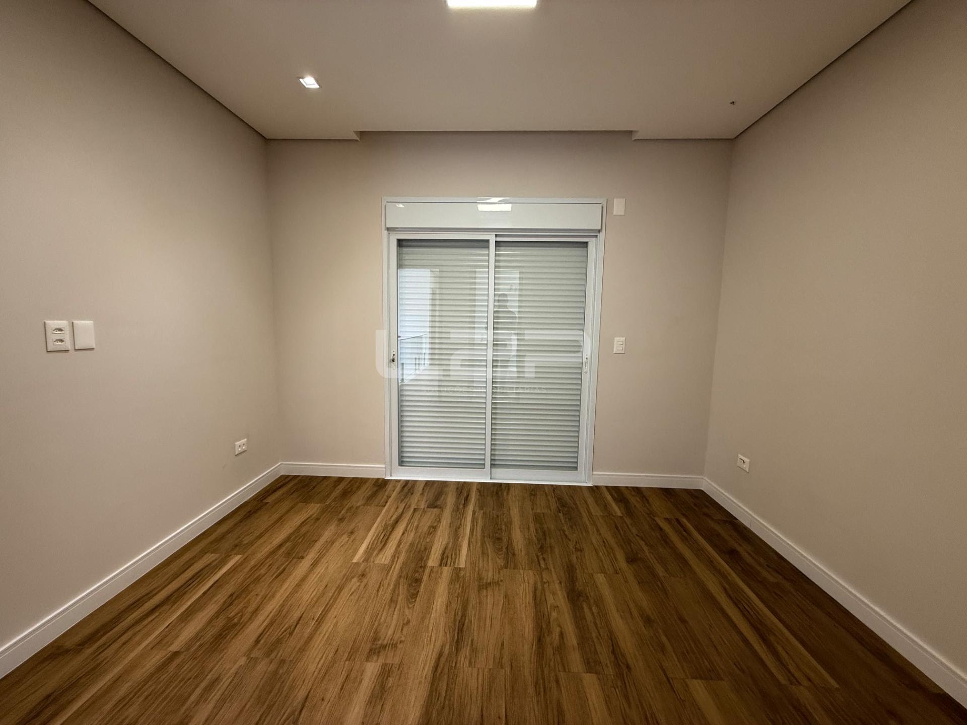 Casa à venda com 4 quartos, 3 suítes, 4 vagas e 253m² no Do Pinherinho, Itupeva (SP) — foto 28 de 30