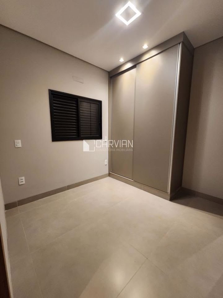 Casa à venda com 3 quartos, 3 suítes, 4 vagas e 156m² no Real Sul, Ribeirão Preto (SP) — foto 4 de 25
