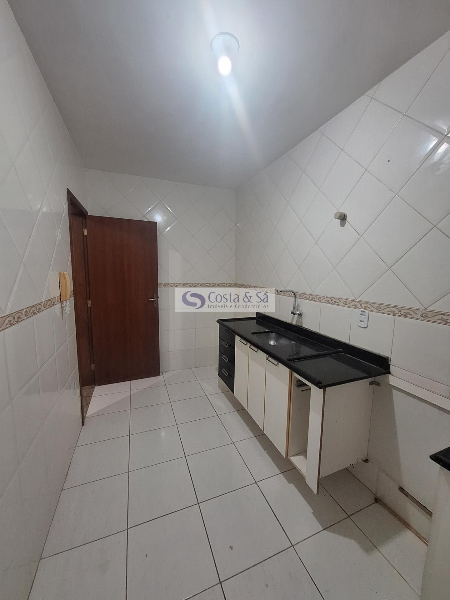 Apartamento à venda com 2 quartos, 1 banheiro, 1 vaga e 65m² no Centro, São Pedro da Aldeia (RJ) — foto 11 de 13