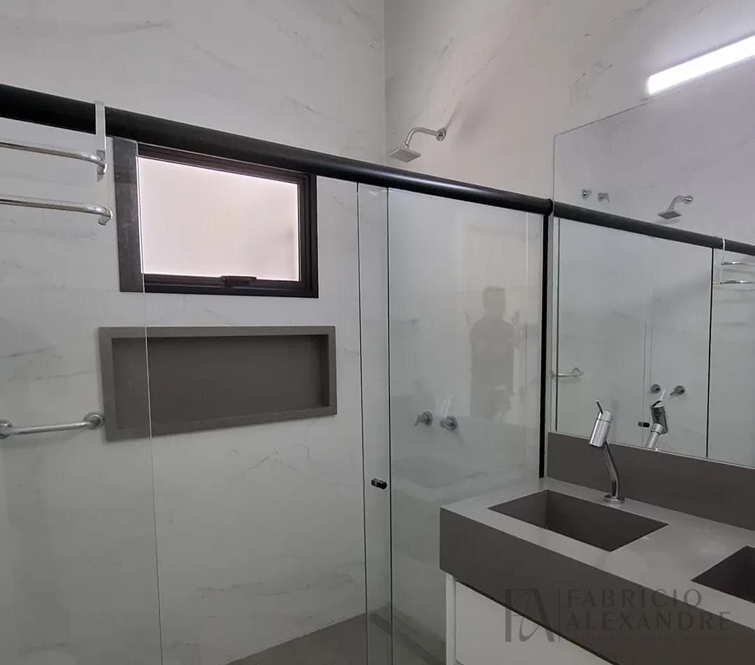 Casa à venda com 3 quartos, 3 suítes e 215m² no Residencial Gaivota I, São José do Rio Preto (SP) — foto 6 de 10