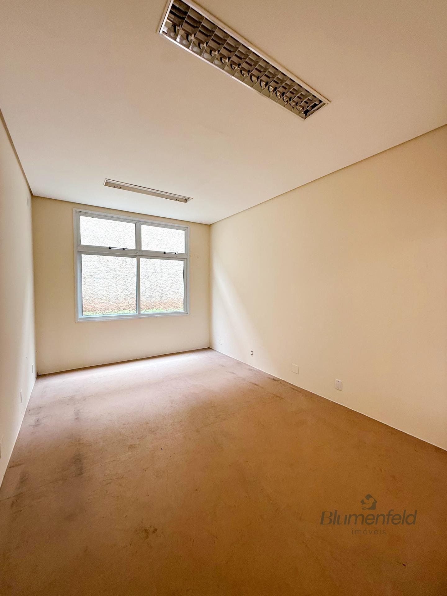 Comercial à venda com 18 vagas e 724m² no Perová, Arujá (SP) — foto 13 de 27