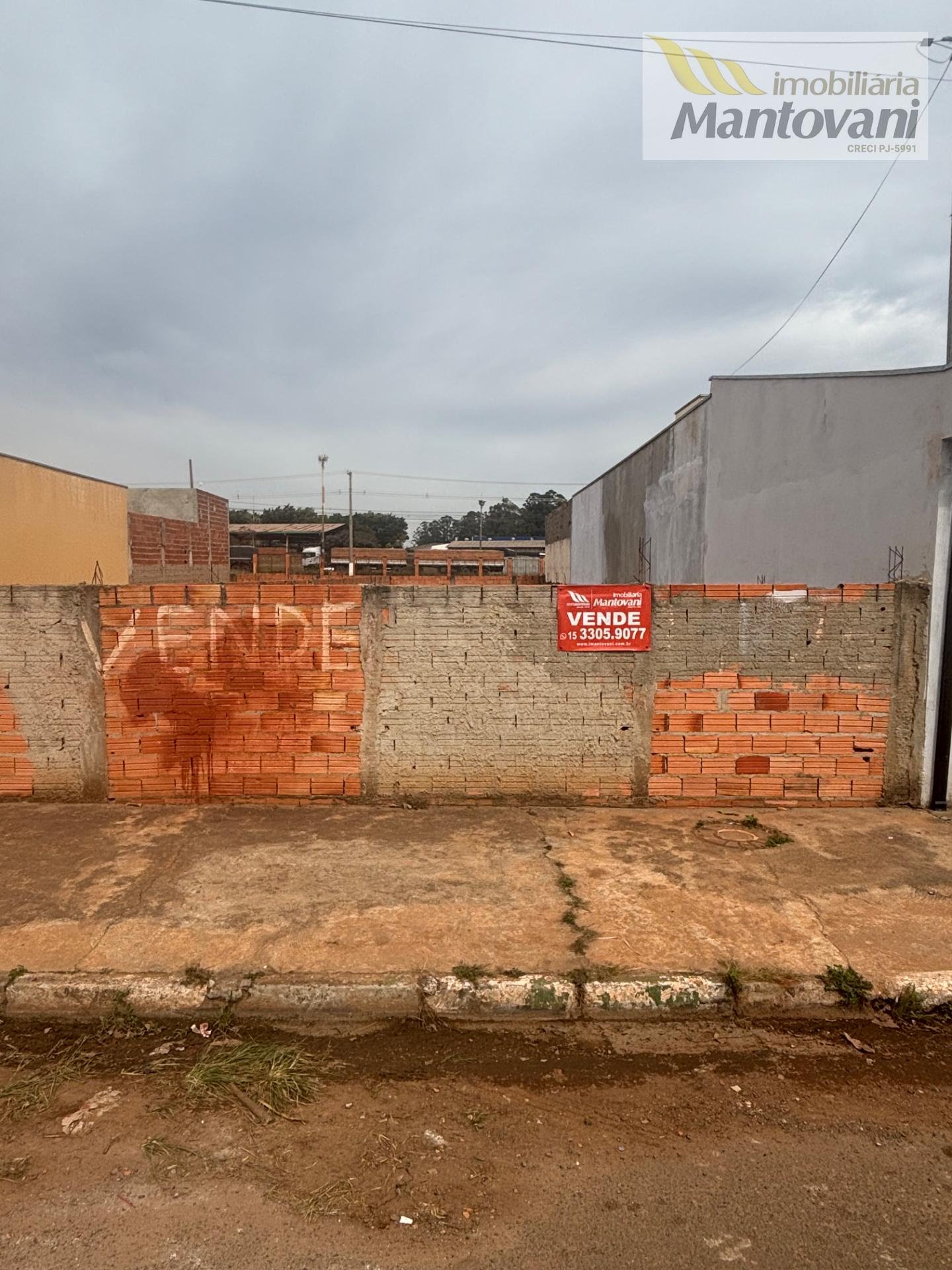Terreno à venda com 150m² de terreno no Jardins de Tatuí, Tatuí — foto principal