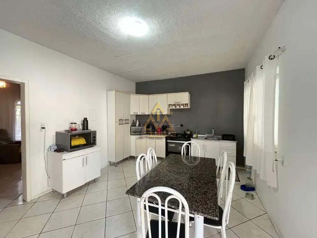 Casa à venda com 3 quartos, 1 suíte, 2 vagas e 143m² no Velha Central, Blumenau (SC) — foto 10 de 13