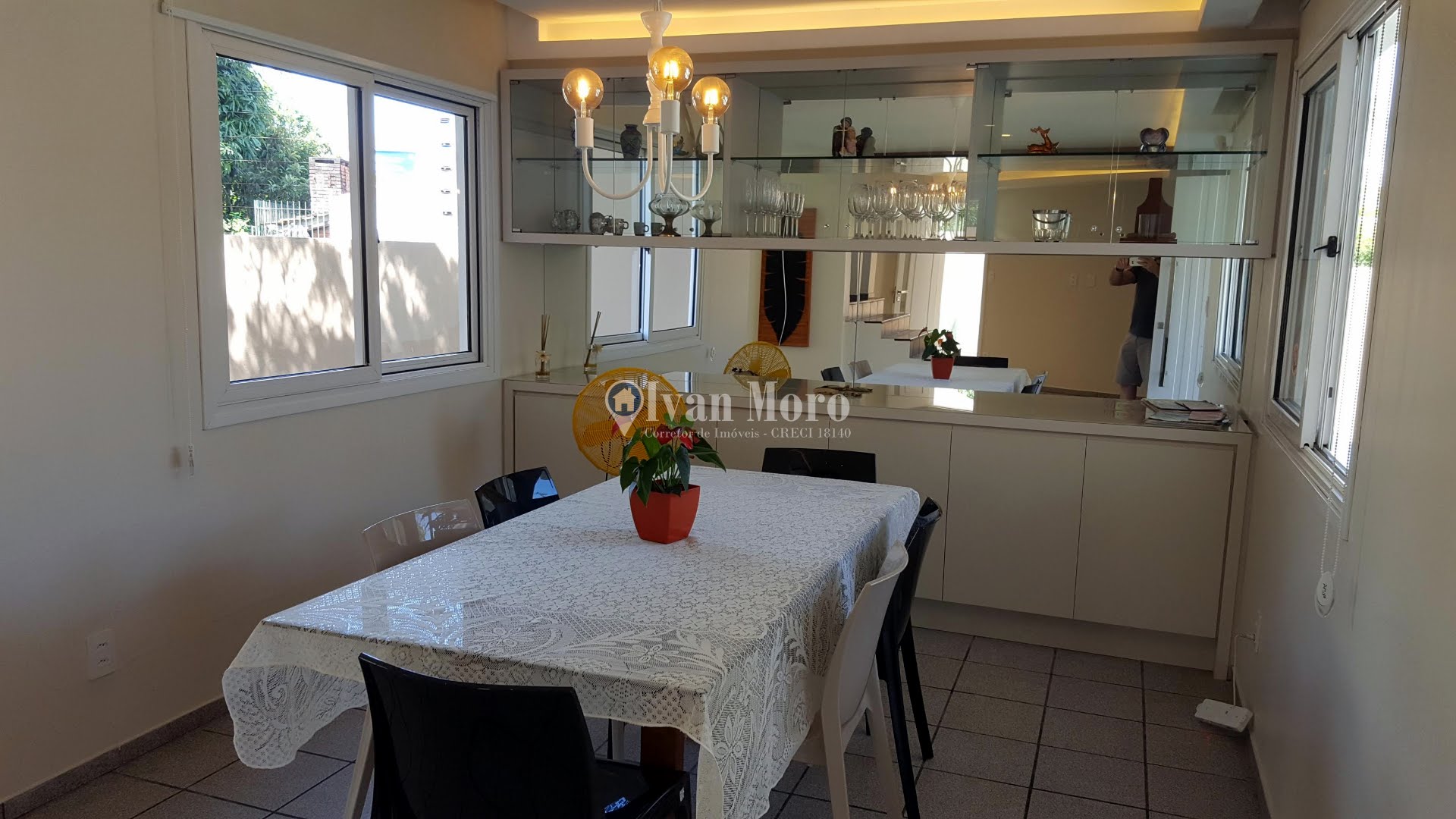 Casa para alugar com 4 quartos, 4 suítes, 3 vagas e 250m² no Daniela, Florianópolis (SC) — foto 19 de 30