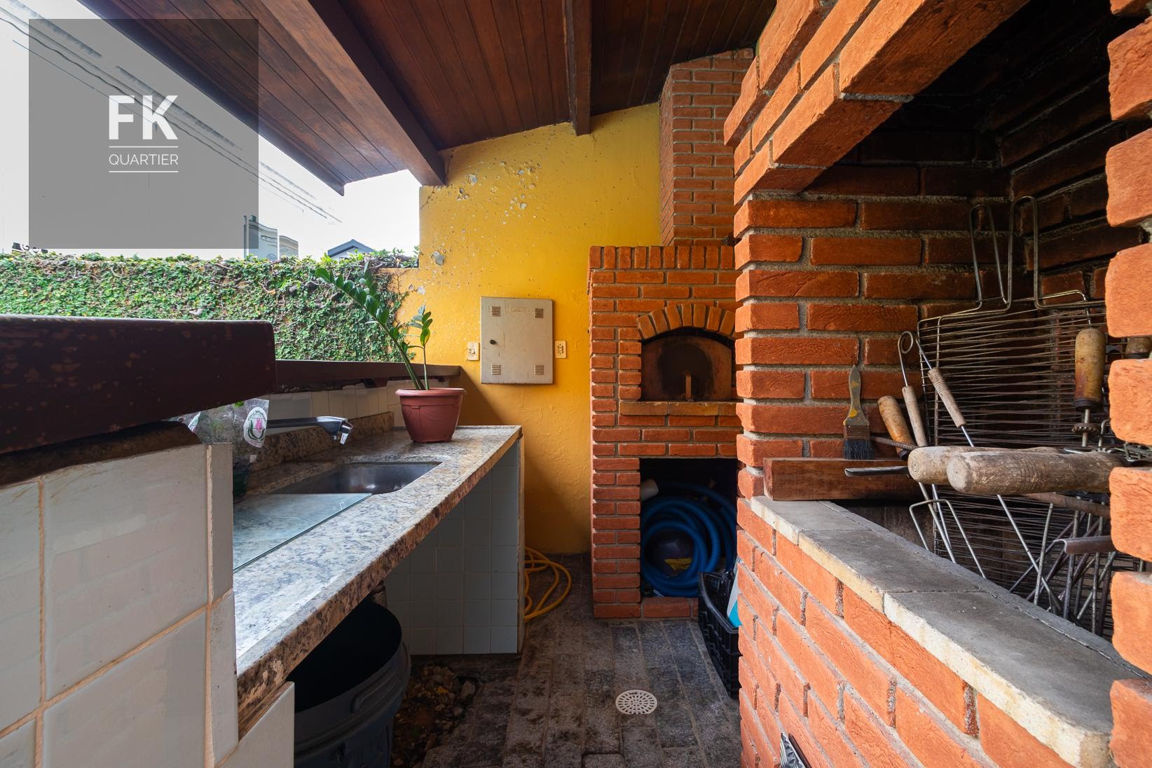Casa à venda com 5 quartos, 3 suítes, 6 vagas e 445m² no Alphaville, Santana de Parnaíba (SP) — foto 4 de 27