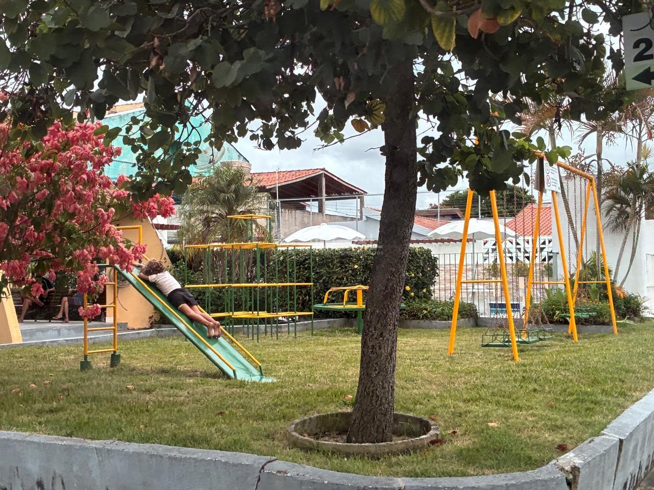 Casa à venda com 3 quartos, 3 suítes, 2 vagas e 218m² no Parque Califórnia, Campos dos Goytacazes (RJ) — foto 8 de 30