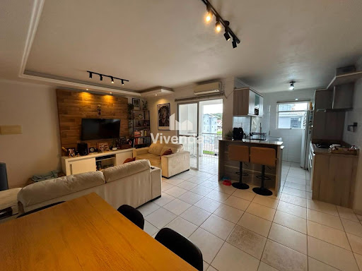 Apartamento no bairro Arroio Grande