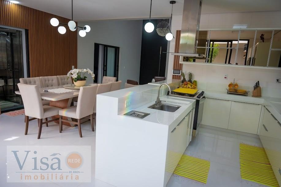 Casa à venda com 4 quartos, 4 suítes e 5 vagas no Centro, Paracatu (MG) — foto 10 de 30