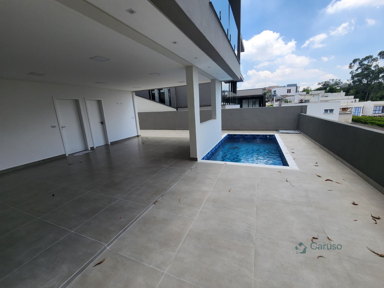 Casa à venda com 4 quartos, 4 suítes, 4 vagas e 300m² no Condomínio Real Park, Arujá (SP) — foto 4 de 18