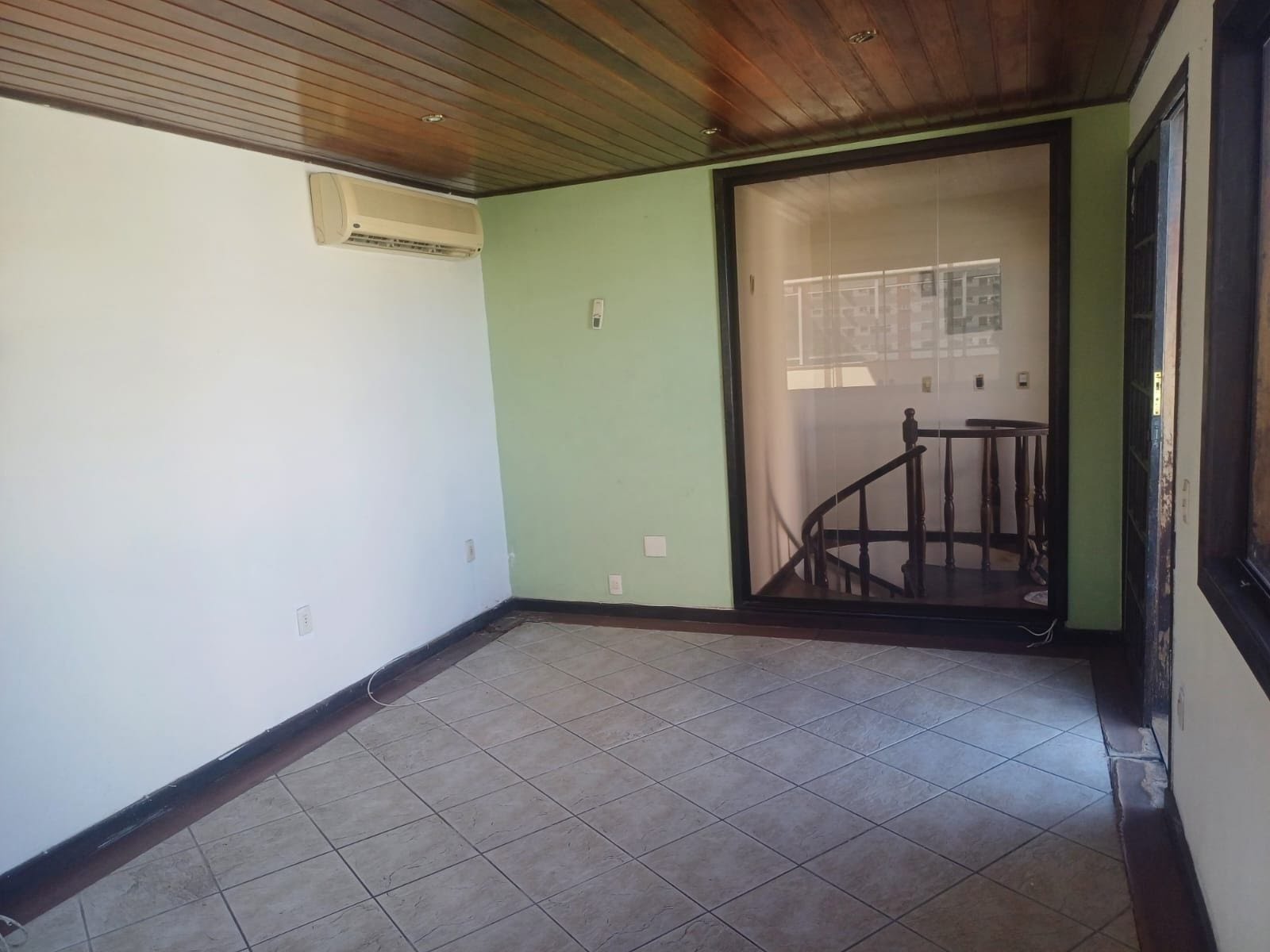 Casa à venda com 3 quartos, 1 suíte, 2 vagas e 163m² no Freguesia (jacarepaguá), Rio de Janeiro (RJ) — foto 3 de 18