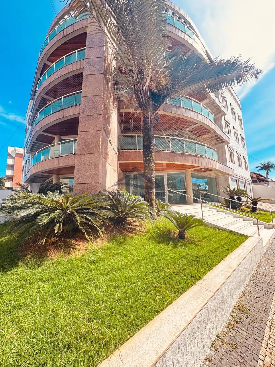 Apartamento à venda com 3 quartos, 2 suítes, 2 vagas e 294m² no Panorama, Sete Lagoas (MG) — foto 2 de 30