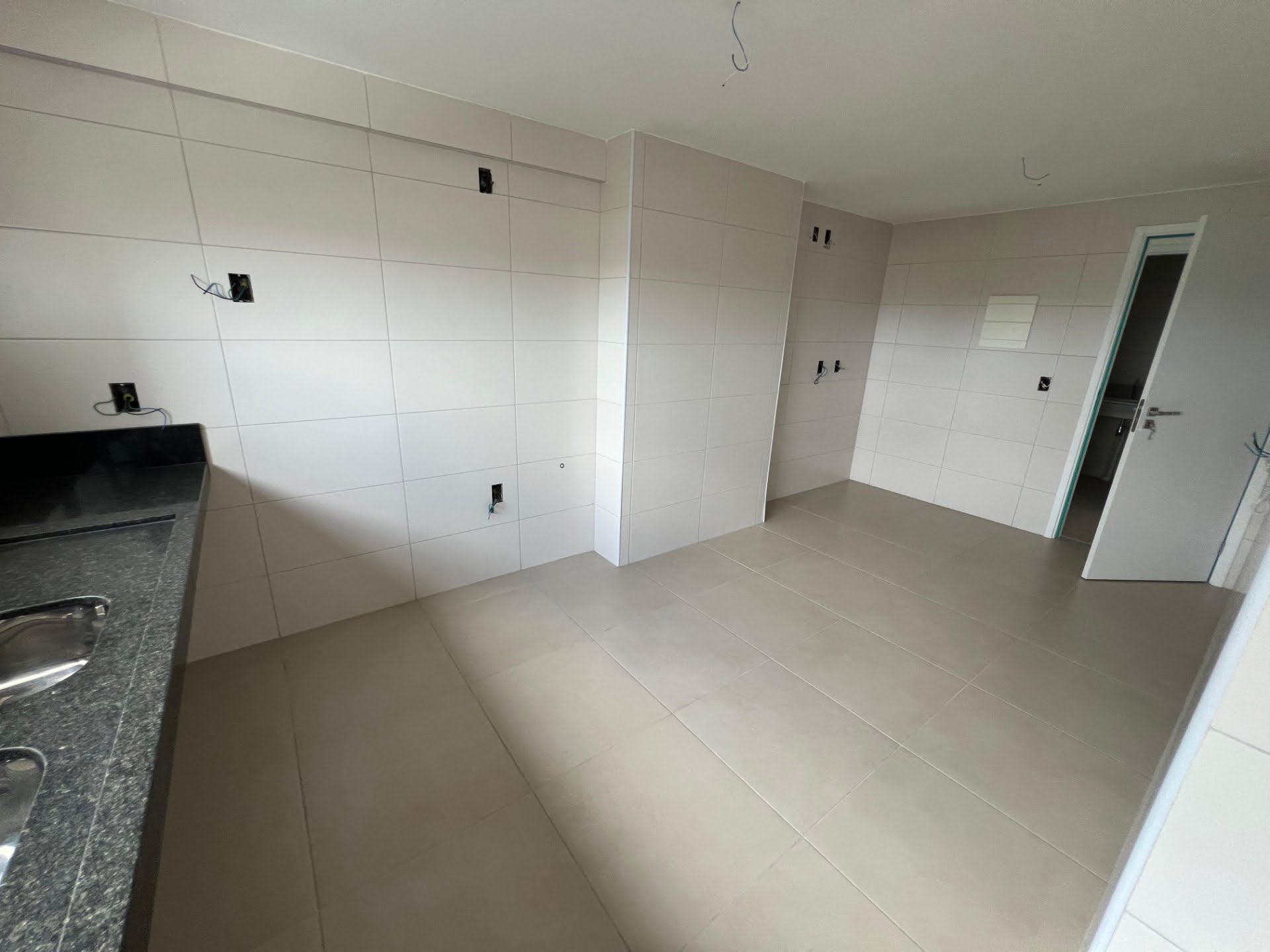 Apartamento à venda com 4 quartos, 4 suítes, 3 vagas e 165m² no Apipucos, Recife (PE) — foto 12 de 30