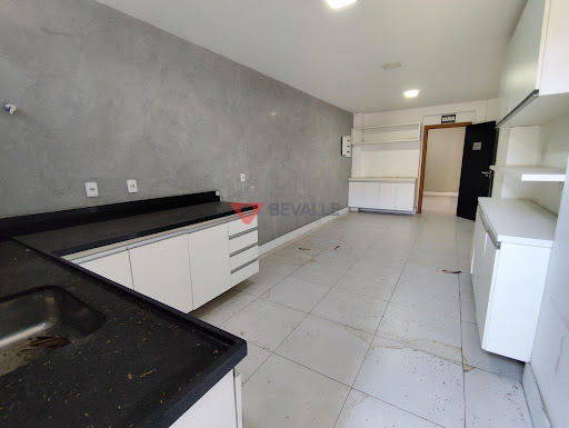 Loja à venda e à locação em Botafogo: 1.600m², 3 vagas