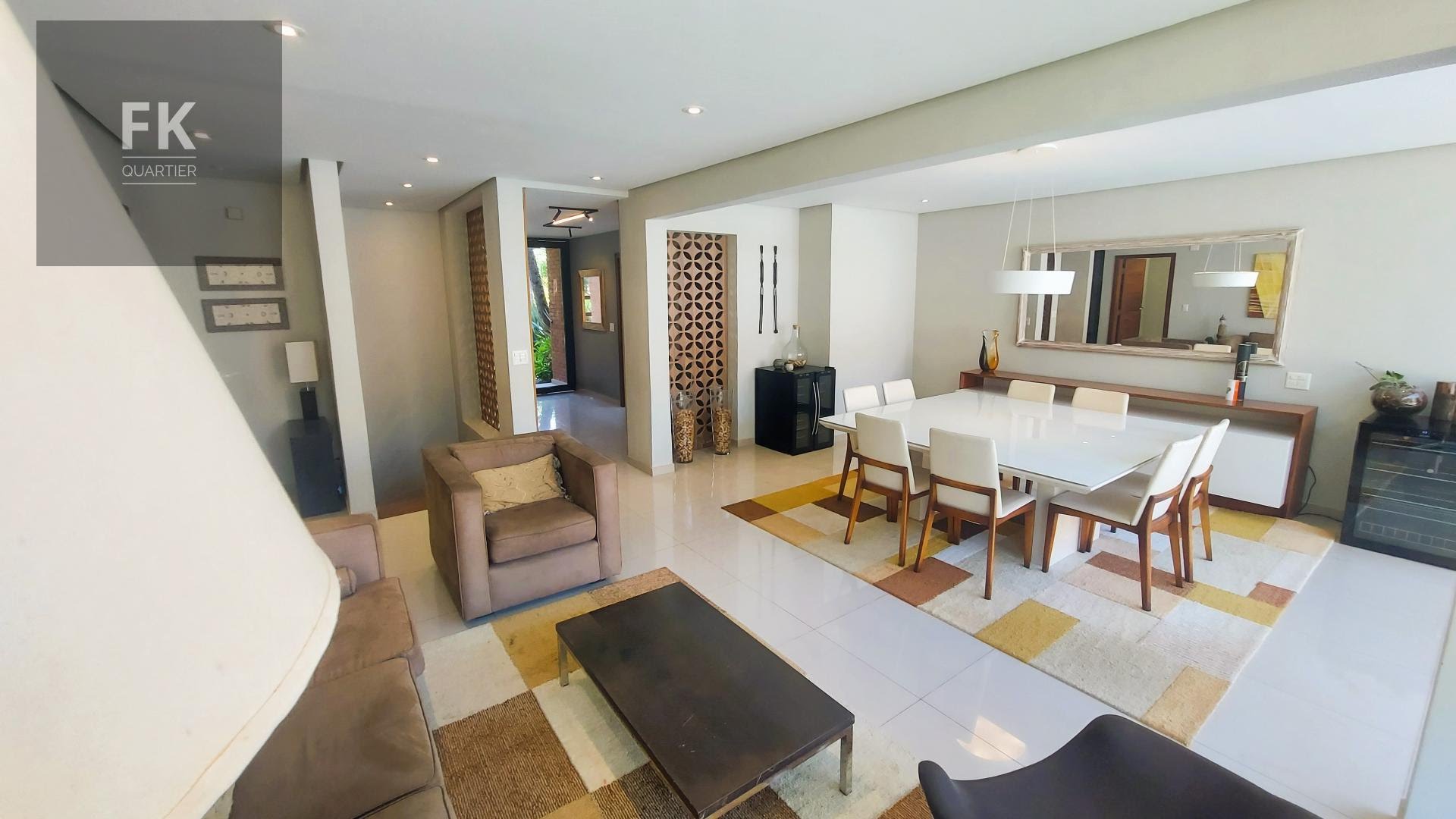 Casa à venda com 4 quartos, 3 suítes, 4 vagas e 509m² no Alphaville Residencial Dois, Barueri (SP) — foto 3 de 30