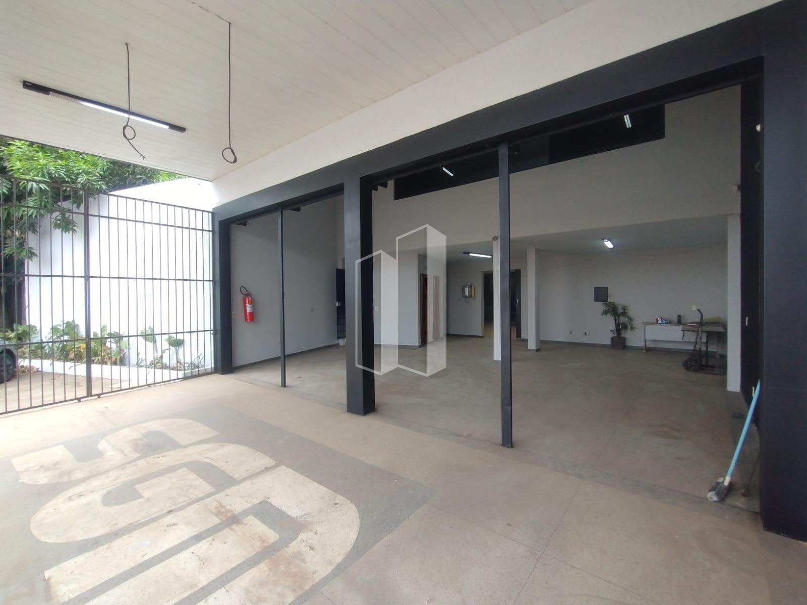 Comercial para alugar com 4 banheiros e 500m² no Vila Cruzeiro do Sul, Aparecida de Goiânia (GO) — foto 4 de 29