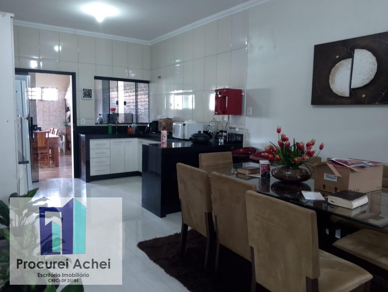 Casa à venda com 3 quartos, 3 banheiros, 2 vagas e 200m² no Setor Residencial Leste (planaltina), Brasília — foto principal