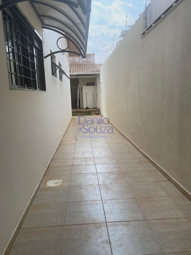 Casa à venda com 5 quartos, 2 suítes, 2 vagas e 360m² no Veredas da Cidade, Araxá (MG) — foto 14 de 16