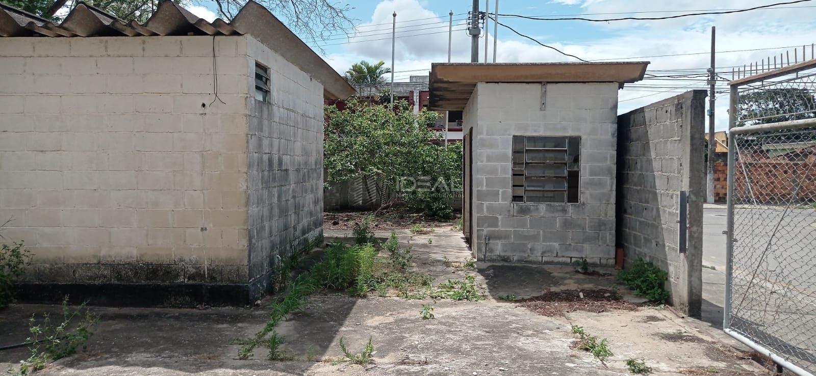 Excelente área industrial com toda infraestrutura para aluguel ou venda com 2000m2 em Donana, próxima à rodovia Campos/Farol cod 15797