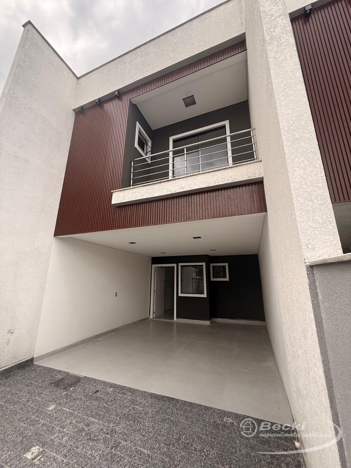 Casa à venda  no Glória - Joinville, SC. Imóveis