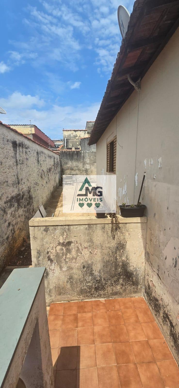 Casa à venda com 4 quartos, 1 suíte, 3 vagas e 121m² no Nossa Senhora Aparecida, Três Corações (MG) — foto 9 de 15