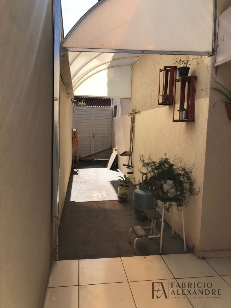 Casa à venda com 3 quartos, 1 suíte, 2 vagas e 83m² no Jardim Caparroz, São José do Rio Preto (SP) — foto 16 de 24
