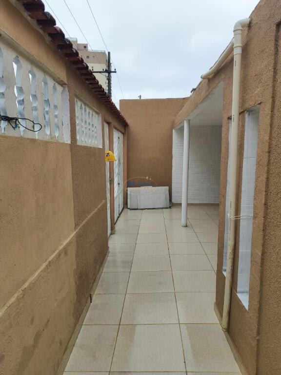 Casa à venda com 2 quartos, 2 suítes, 2 vagas e 118m² no Aviação, Praia Grande (SP) — foto 25 de 26