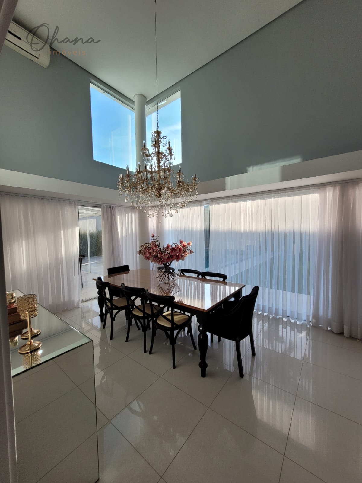 Casa - 420m² - 4 Suítes - R. das Camélias - Pedra Branca/SC