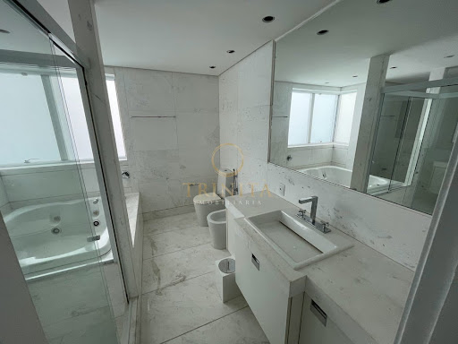 banheirosuitemaster-peninsulafontvieille-trinitaimoveis