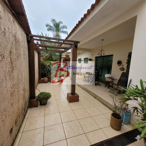 Casa em Jardim Valeri  -  Registro