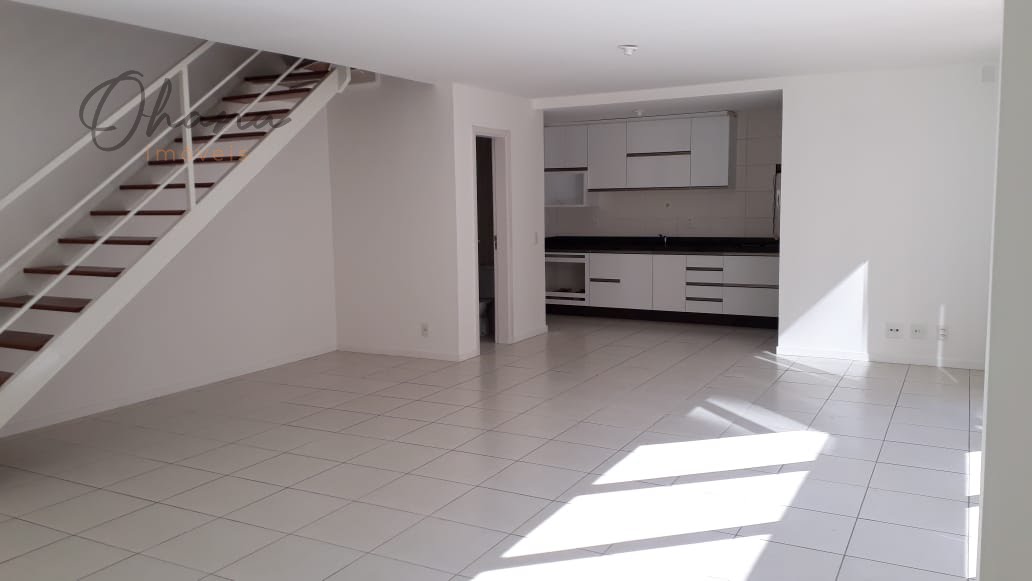 Apto. Duplex Jardim - Sala - Ed. Icaraí - Pedra Branca - Palhoça/SC