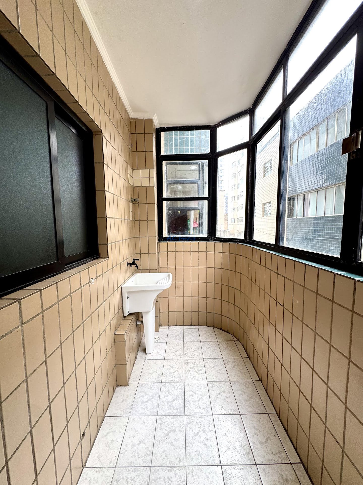 Apartamento à venda com 2 quartos, 1 suíte, 1 vaga e 70m² no Vila Assuncao, Praia Grande (SP) — foto 13 de 23