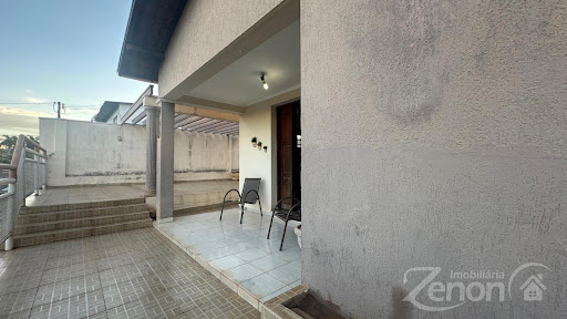 Casa à Venda em Vila Dalva Lucélia: 3 Dorms sendo Um Suíte 
