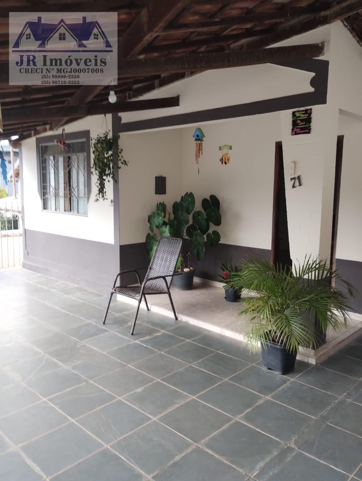 Casa à venda com 3 quartos no Centro, Pedralva (MG) — foto 5 de 8