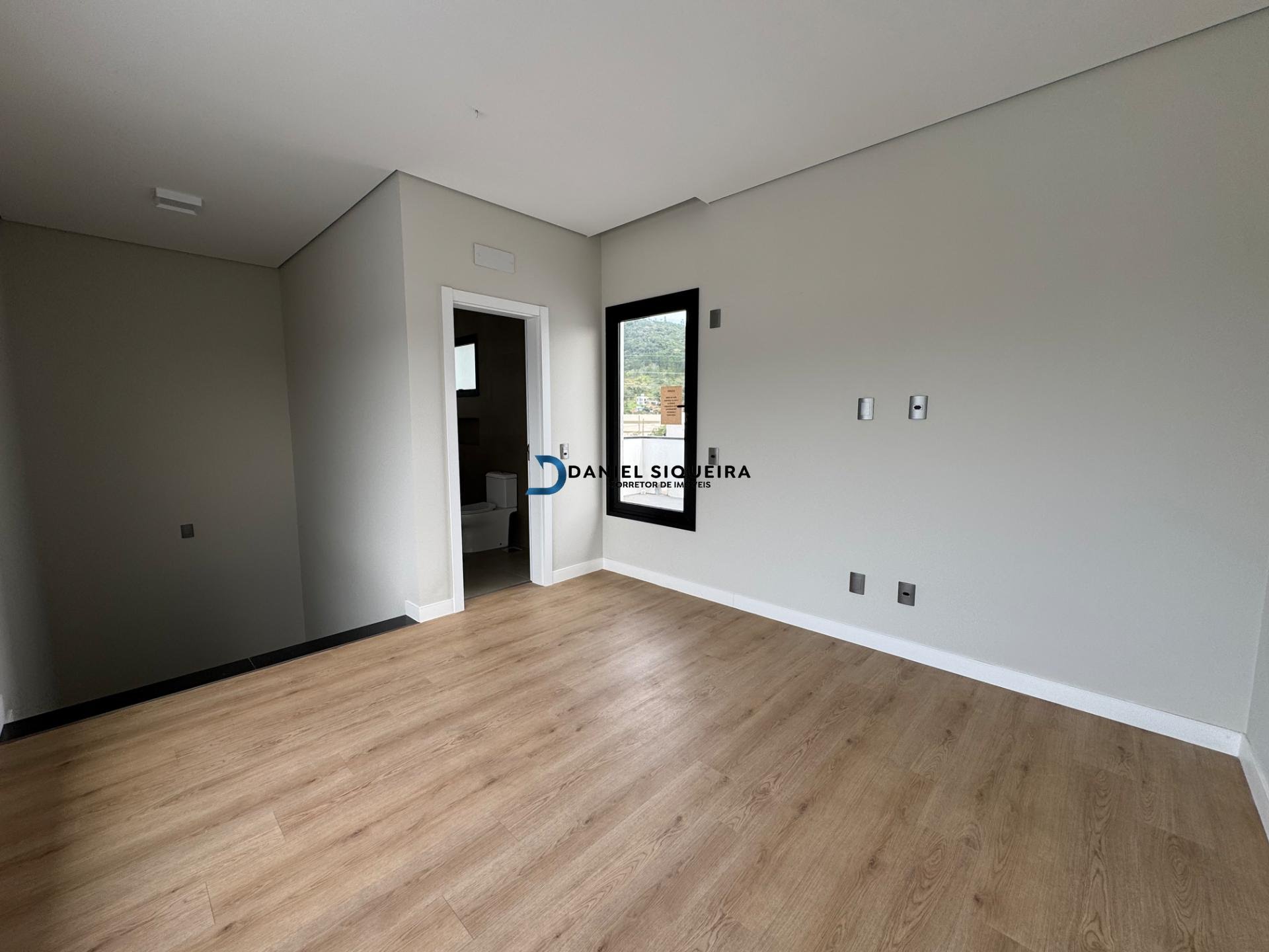 Casa à venda com 4 quartos, 4 suítes, 4 vagas e 200m² no Bairro Deltaville, Biguaçu (SC) — foto 25 de 30
