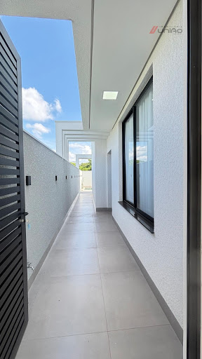 Casa toda mobiliada a venda no Condomínio Residencial Royal Garden   -  Umuarama-Pr.