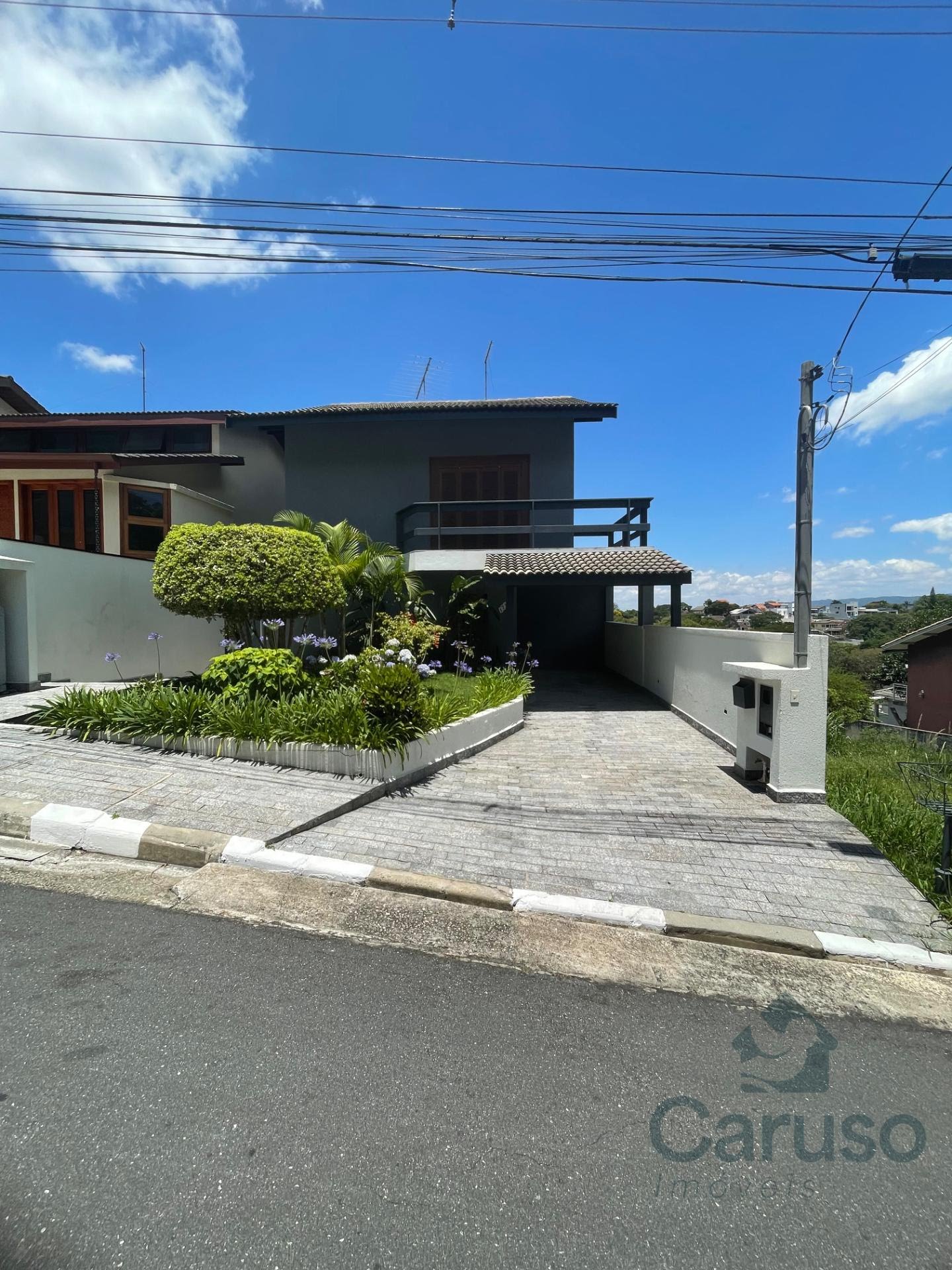 Casa à venda com 3 quartos, 1 suíte, 2 vagas e 267m² no Condomínio Arujazinho IV, Arujá (SP) — foto 3 de 29