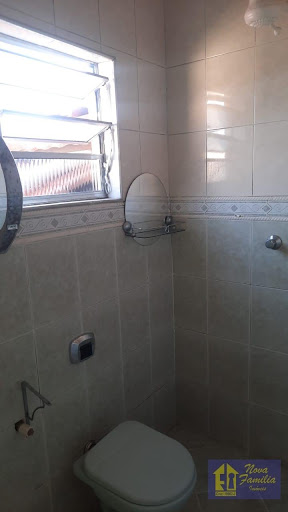 Casa à Venda ou Aluguel em Guarulhos: 2 Quartos, 2 Banheiros