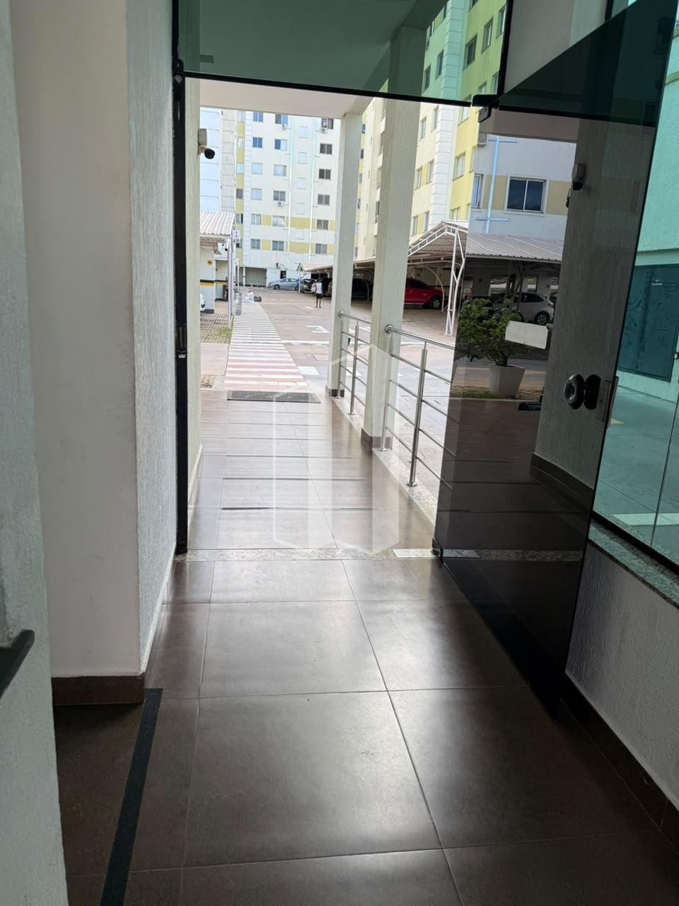 Apartamento para alugar com 2 quartos, 1 banheiro, 1 vaga e 50m² no Jardim Luz, Aparecida de Goiânia (GO) — foto 2 de 30