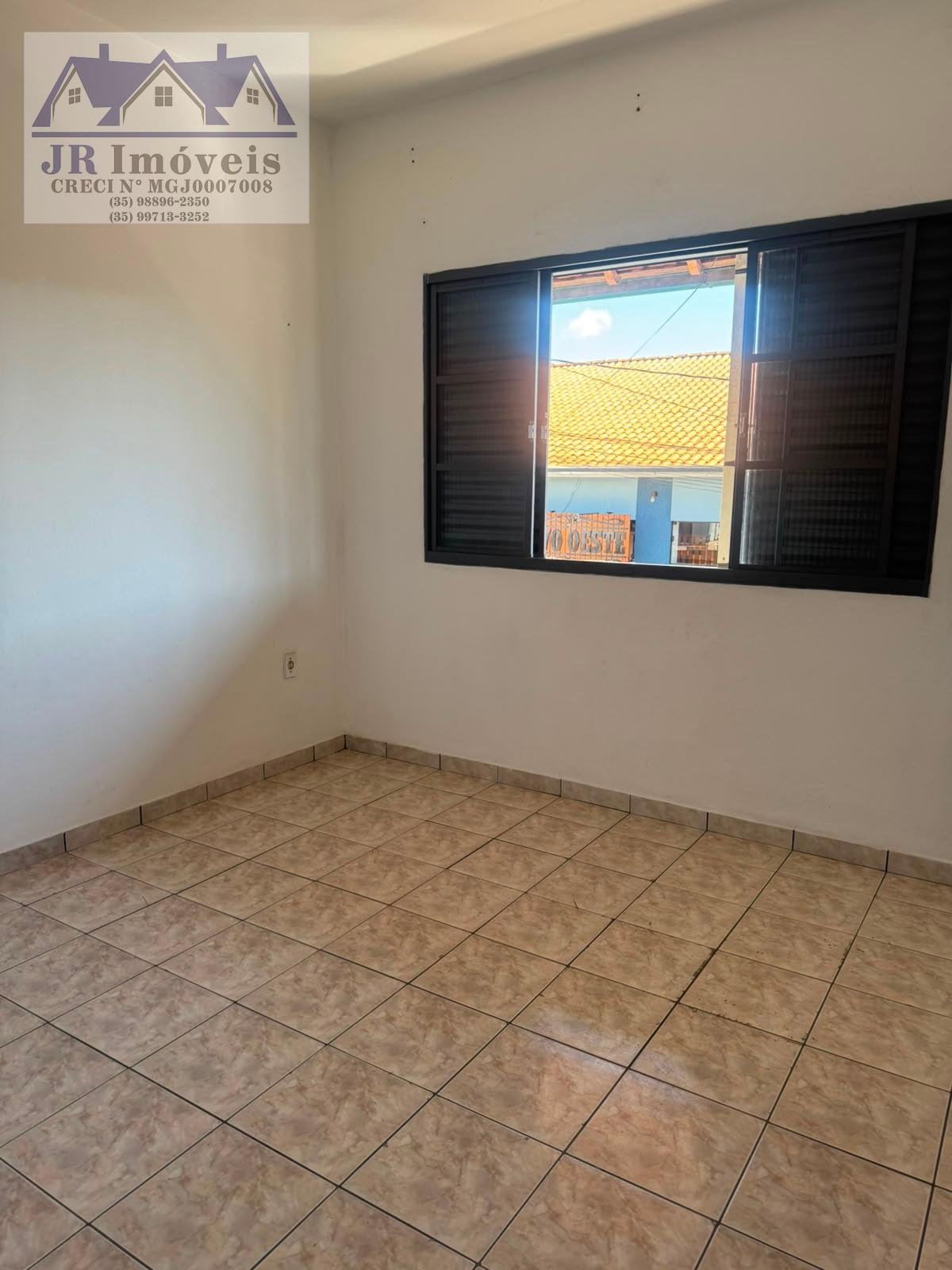Casa para alugar com 3 quartos e 1 banheiro no Centro, Piranguçu (MG) — foto 10 de 20