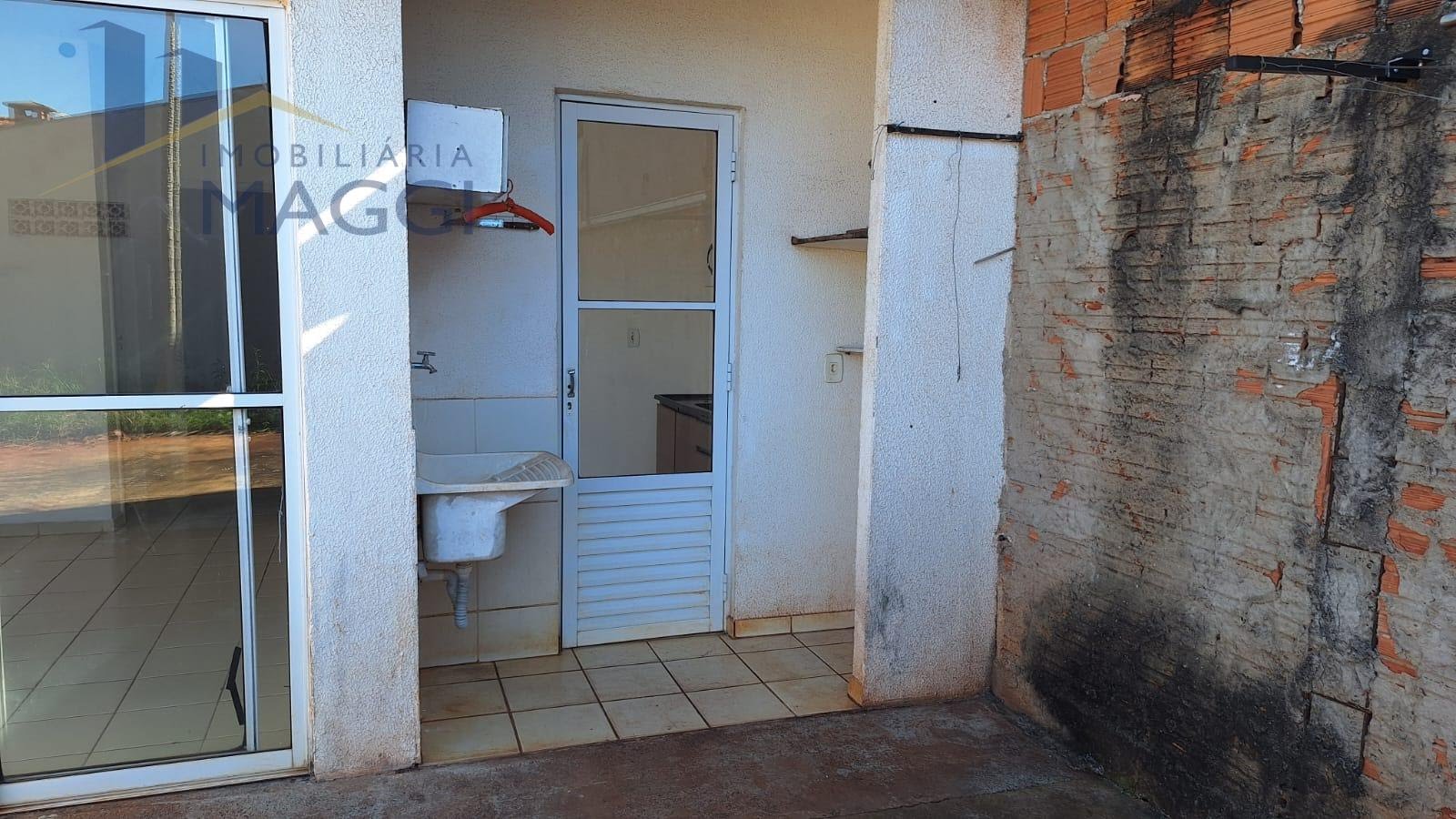 AREA DE SERVIÇO
