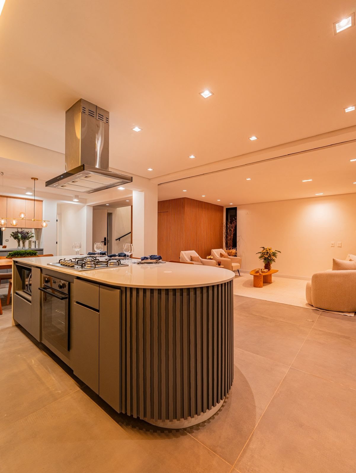 Apartamento à venda com 4 quartos, 4 suítes, 4 vagas e 318m² no Alphaville, Santana de Parnaíba (SP) — foto 7 de 28