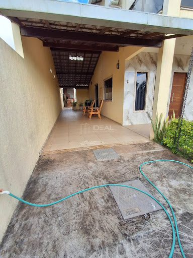 Casa dupolex de 4 quartos para venda no Condomínio Marisol na praia de Manguinhos - São Francisco, RJ